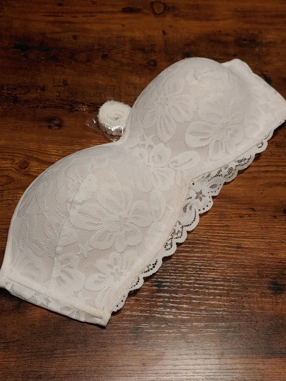 NWOT No Boundaries XXXL-3X Beautiful White Lace Convertible Padded Wirefree Bra
